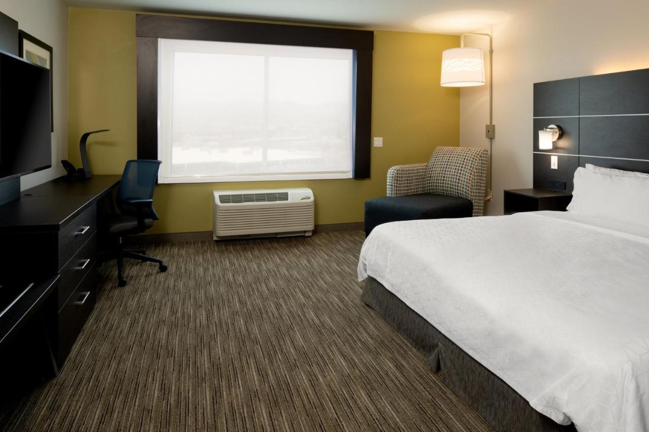 Holiday Inn Express & Suites - Bullhead City By Ihg Exterior foto
